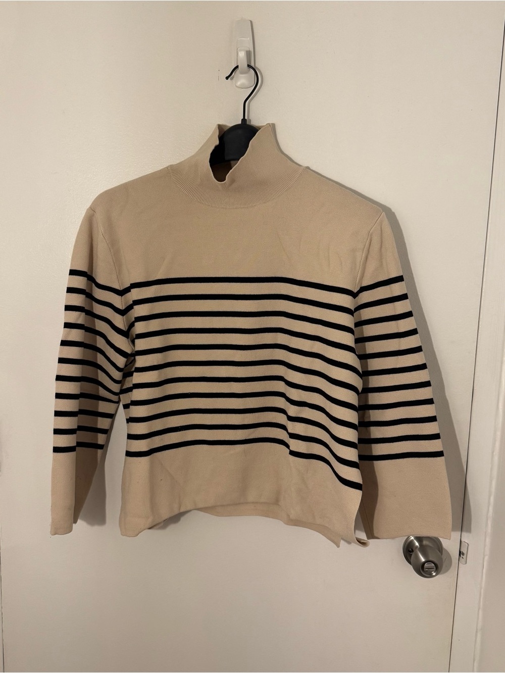 H&M Cream Ribbed Turtleneck Sweater